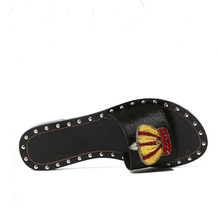 9676858089_783917975