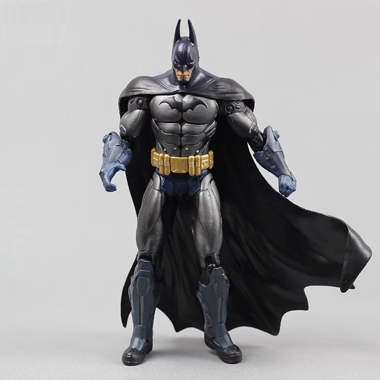 

Animation Garage Kid American Superhero Collection Toys: DC COMICS Action Figure PVC Dolls Batman Model Decoration Best Gifts