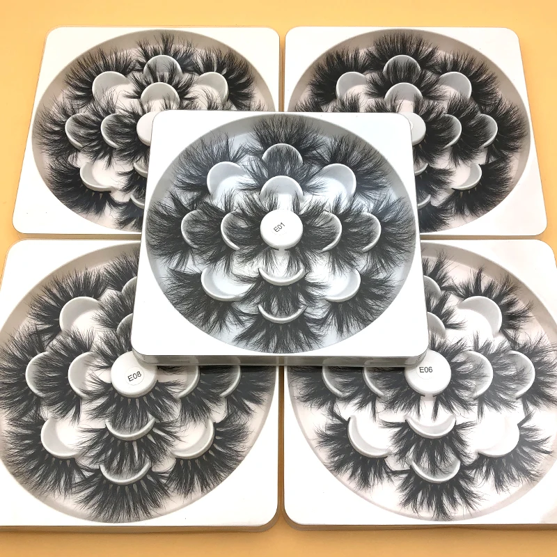 

Mikiwi 25mm Mink Eyelashes Wholesale 3D Mink Lashes round case custom packaging Label Makeup Dramatic Long Mink Lashes