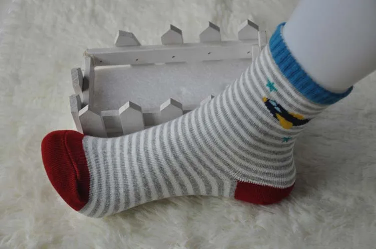 Recommended Nissen Anti-slip Floor Socks New Style Car Pattern Short Socks Cotton Cartoon BOY'S Socks Cute Newborns Socks