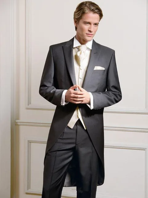 2017-Nouveau-Italien-Tailcoat-Conception-Hommes-Costumes-Pour-Le-Mariage-De-Bal-veste-Pantalon-Gilet-Slim.jpg_.webp_640x640 (14)