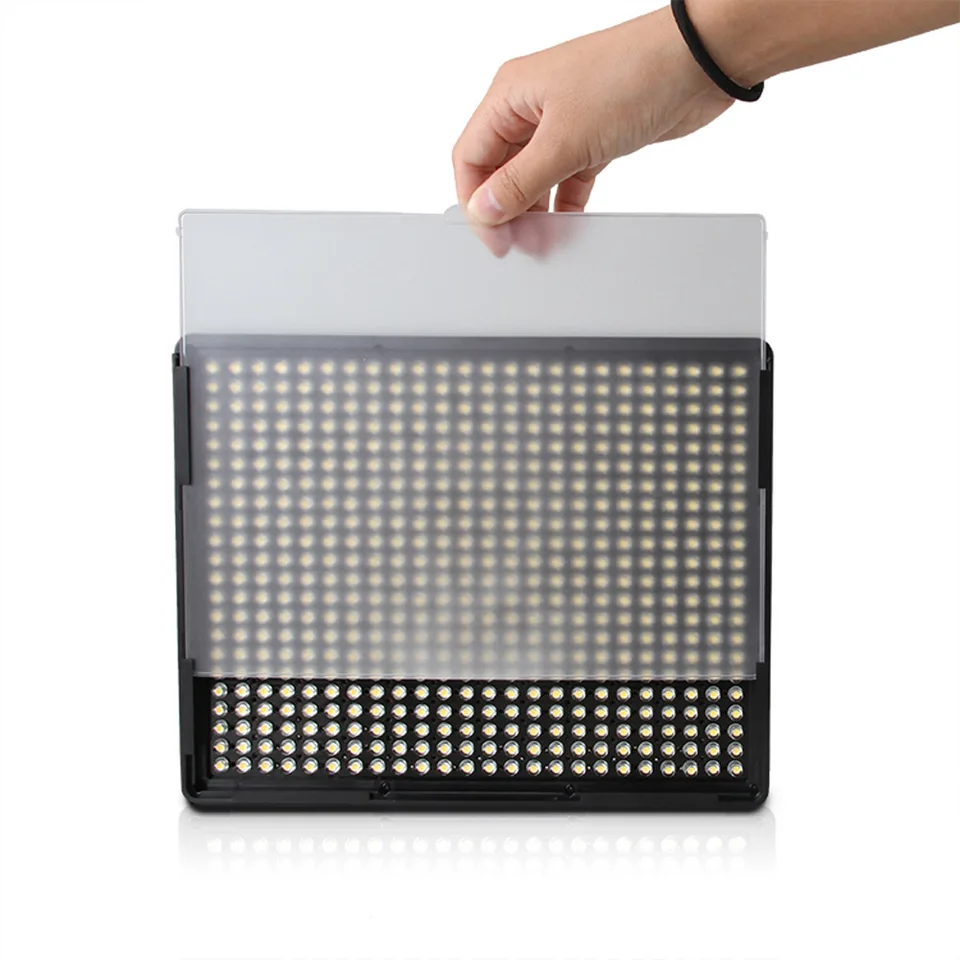 Aputure amaran HR672C ledビデオライトCRI95 + 672 ledライトパネル
