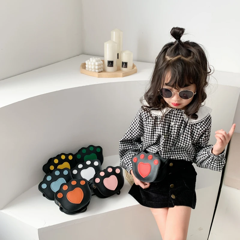 

Cute girls Leather belt bag Cartoon Messenger bag Wallet Bear paw print Children's Gift mini Multicolor Fresh and Fashionable