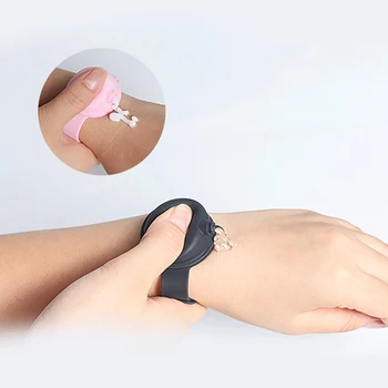 

New Portable Hand Sanitizer Disinfectant Silicone Bracelet Wrist Band Hand Dispenser Wearable Hand Cleaning Gel Dispenser Pumps