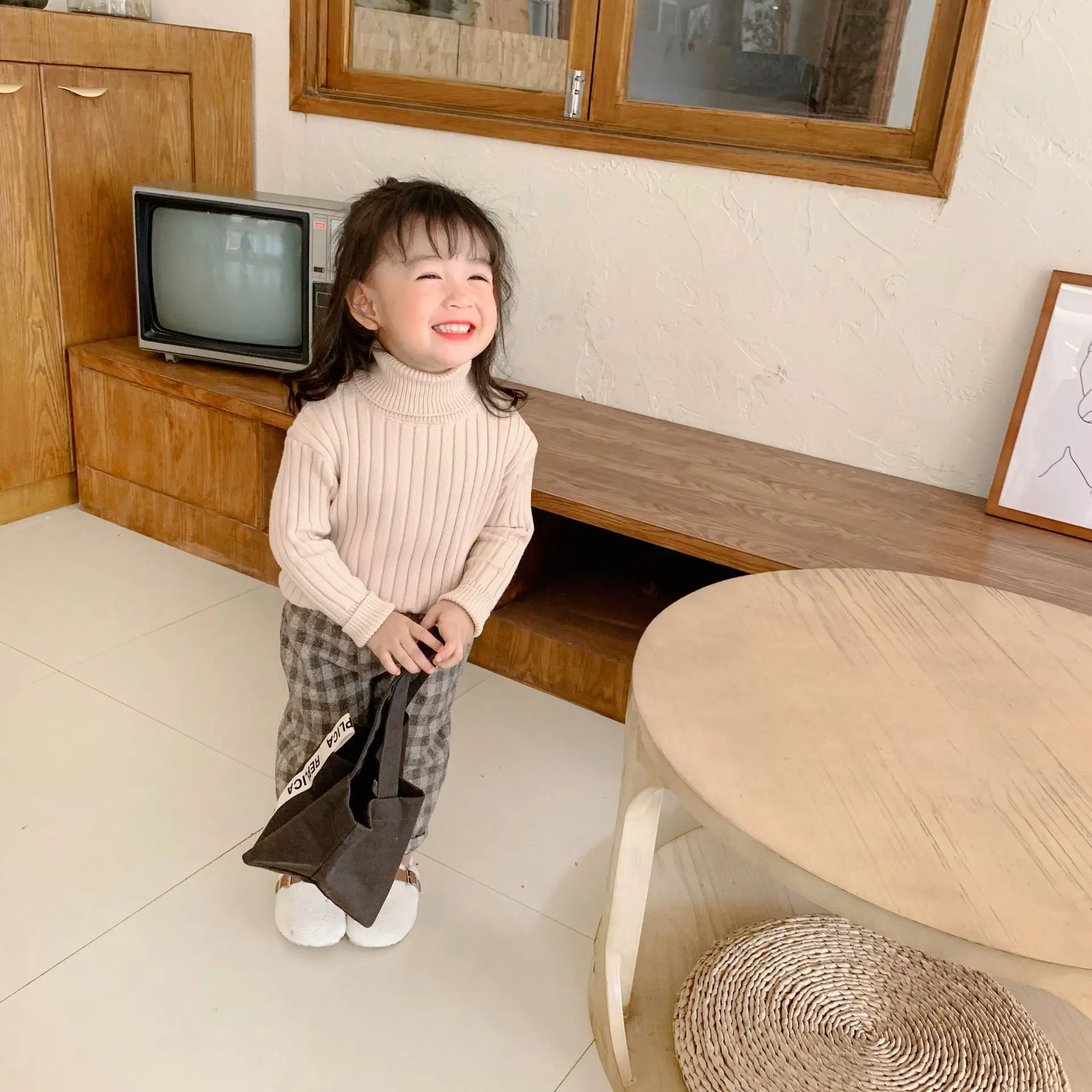 Трехцветный свитер для девочек детский корейский свитер с высоким горлом 3 цвета, однотонная зимняя одежда для маленьких девочек