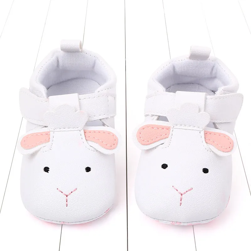 Обувь для первых шагов из искусственной кожи для маленьких девочек; zapatos bebe; обувь для малышей; обувь для маленьких девочек; chaussure bebe fille baby schoenen; детские мокасины
