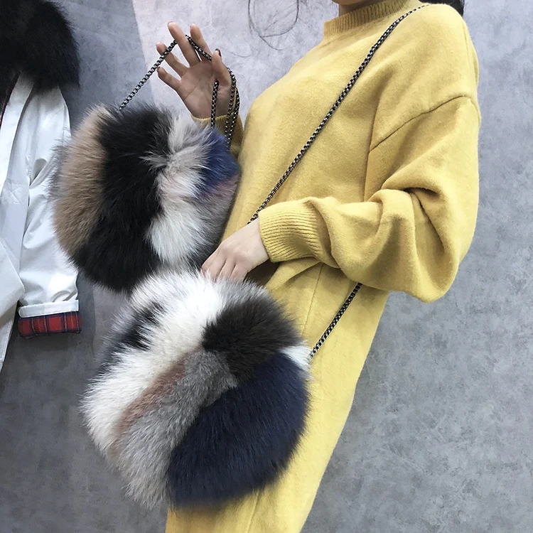 High-grade Winter Women Solid Soft Real Fur Handbags Hand Bag Party Bags Fox Hair Handbag circle Street Show New Year Bag