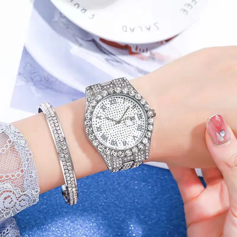 Simple Watch for Women Luxury Fashion Full Iced Out Watch Men Gold Rhinestone Quartz Wristwatch Relogio Masculino Couple Watches