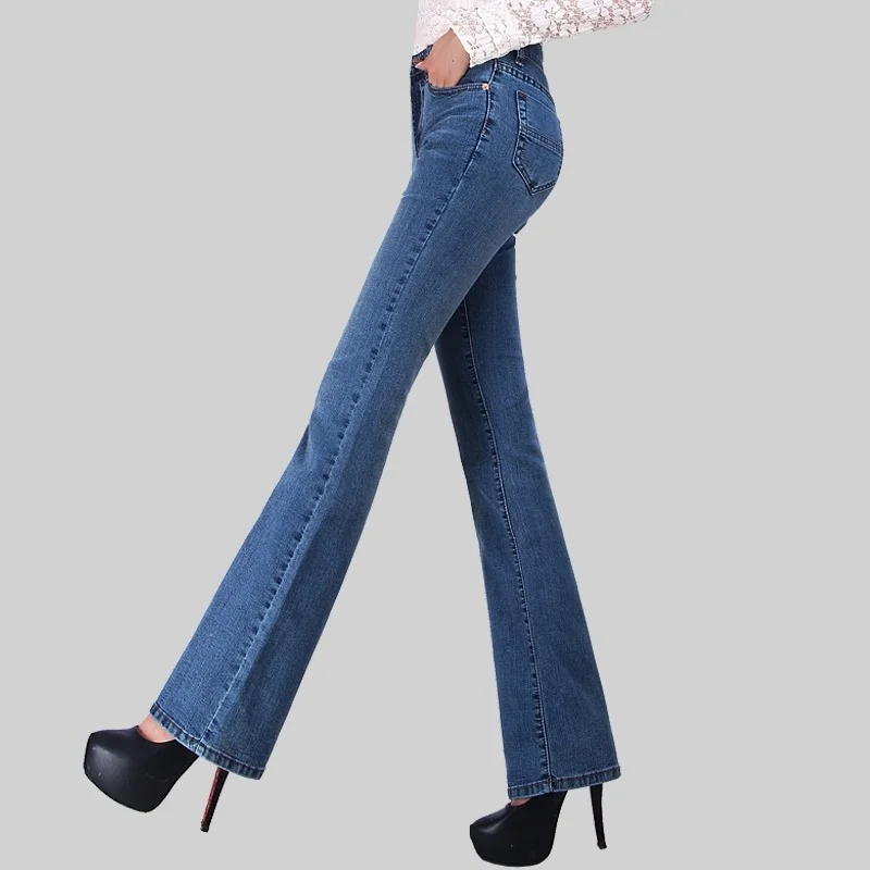Warehouse to see Necessities bootcut 