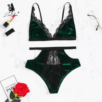 

Leechee Lace See-Through Women's Underwear Hollow Strap Bra and Panty Set Gold Velvet Fabric Comfortable and Breathable Lingerie