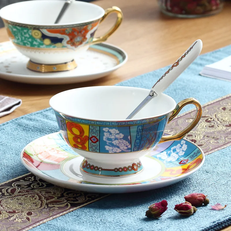 

3pcs/set Porcelain Cup and Saucer Ceramic Tea Cup High-End Coffee Set Cup Classical Tea Cup with Spoon Dish