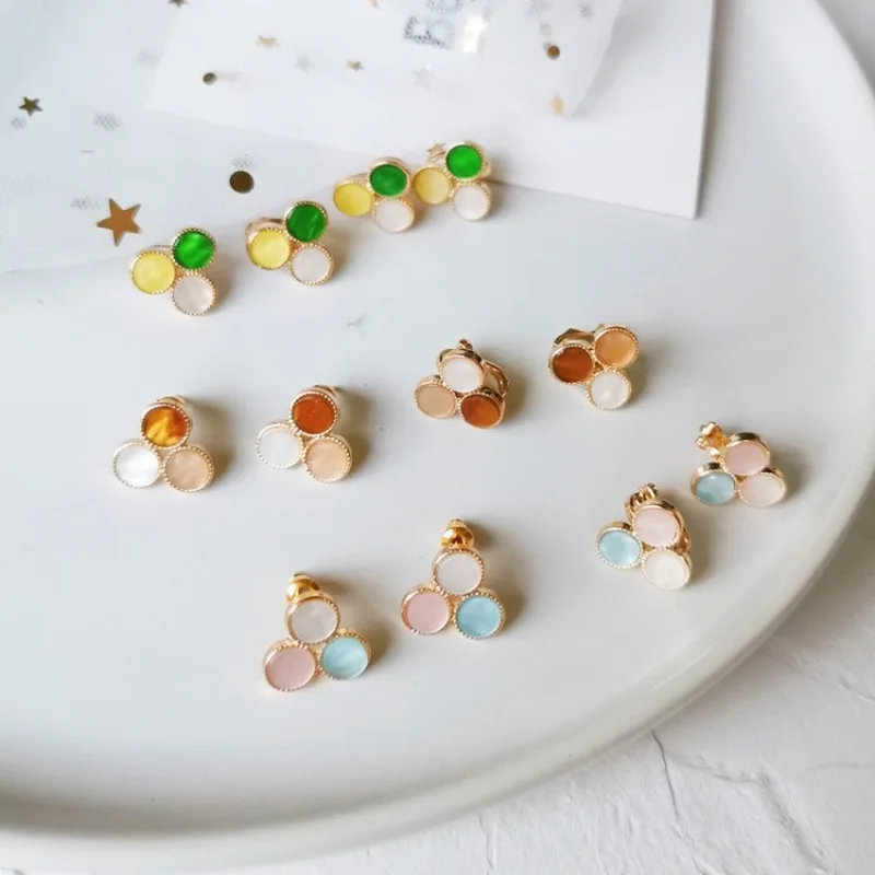 Корейские простые забавные разноцветные Круглые акриловые сшивные треугольные серьги-гвоздики, модные милые серьги для девушек и женщин, аксессуары для ушей, ювелирные изделия