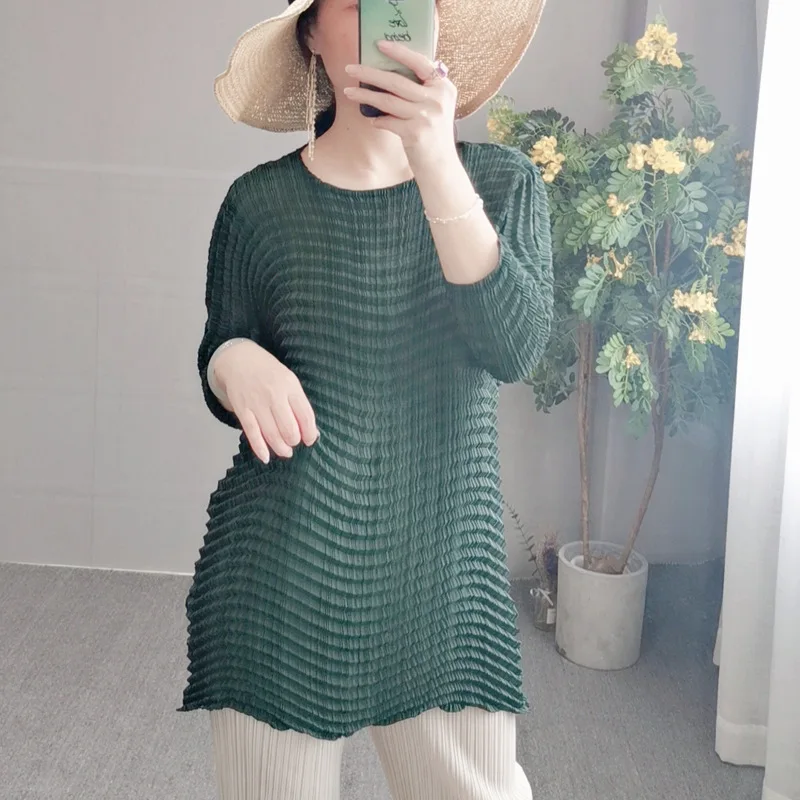 dark green Новая Осенняя Свободная Женская одежда MIYAKE pleat большого размера Однотонная футболка с рукавом 7 минут - Цвет: dark green