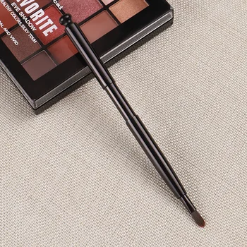 

Mitis Makeup Brush Retractable Flat Lip Brush Artificial Fiber Hair Makeup Brush Customizable Manufacturers Direct Selling Close