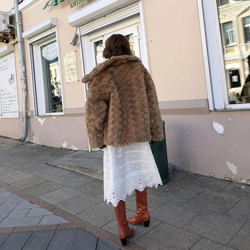 Женское зимнее пальто из искусственного меха коричневого плюшевого мишки, Куртка Harajuku для девочек в стиле панк, лохматое пальто, женские короткие Шубы из искусственного кроличьего меха
