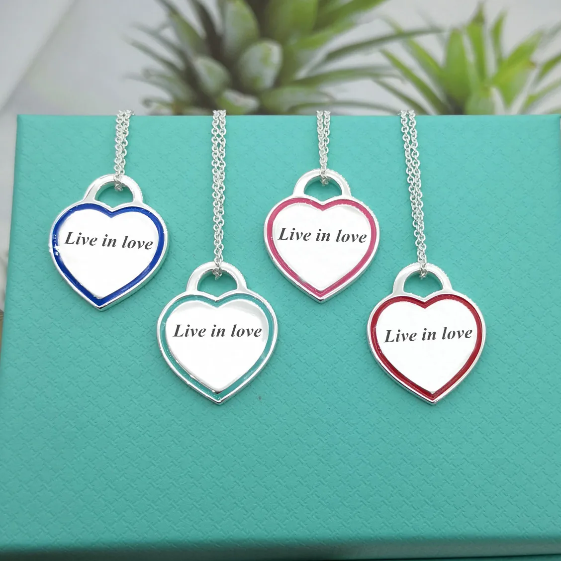 

Ms S925 pure silver romantic heart-shaped pink blue enamel letter necklace pendant O capacity of heart-shaped enamel pendant