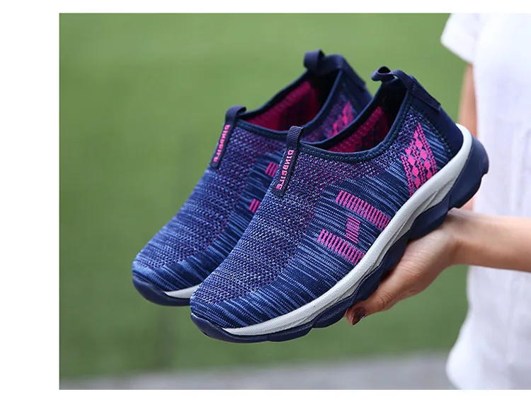 Summer New Style Middle-aged Walking Shoes Punched Sheet Fly Woven Safety Shoes Middle-aged Sports Unisex Shoes Lightweight Runn
