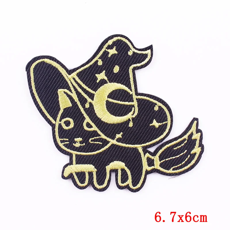 Cute Dinosaur Embroidered Patches On Clothes Kids Applique Iron On Cartoon Animal Patch Clothing Thermoadhesive Patches Badges 