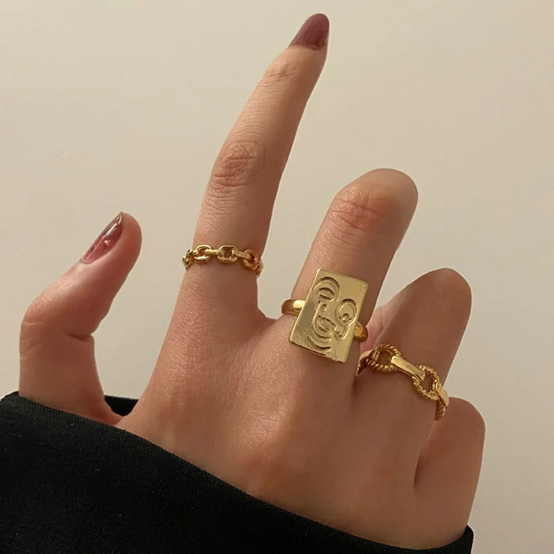 Semplice Anello Set Golden Smiley Face Twist Woven Ring Dito Indice Femminile Retro Personality Fashion Open Ring Per Gioielli Da Donna
