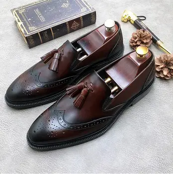 

men pointed toe New dress shoes fashion carved borgues shoes Genuine leather wedding party shoes