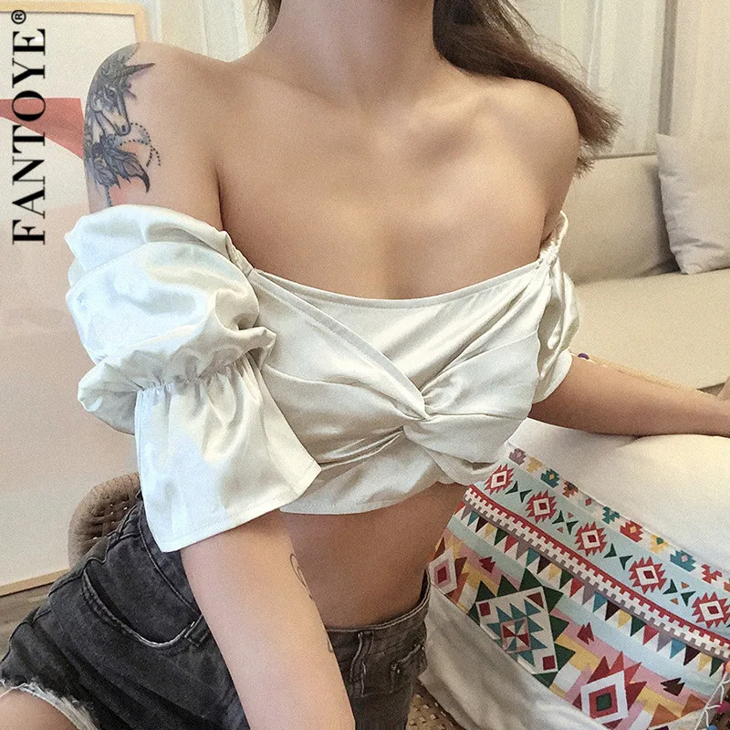 FANTOYE Ruched слоеного короткий рукав Топ для Для женщин пикантные однотонные с низким