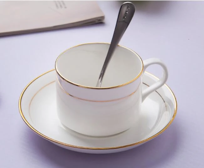 Jindezhen кофейная чашка костюм из стеклокерамики костяной фарфор Пномпень Лилия белая европейская чашка оригинальность отправка совок - Цвет: 1 set