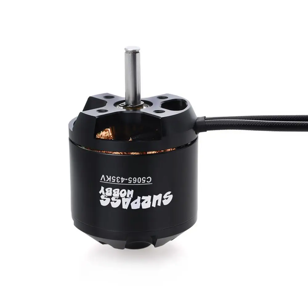 Moteur brushless Surpasshobby C5065 335KV 435KV 1600W installe sur un support de drone