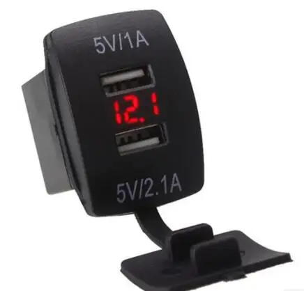 Автомобильное зарядное устройство с двумя USB портами и цифровым дисплеем 5 В/3 1 А| |
