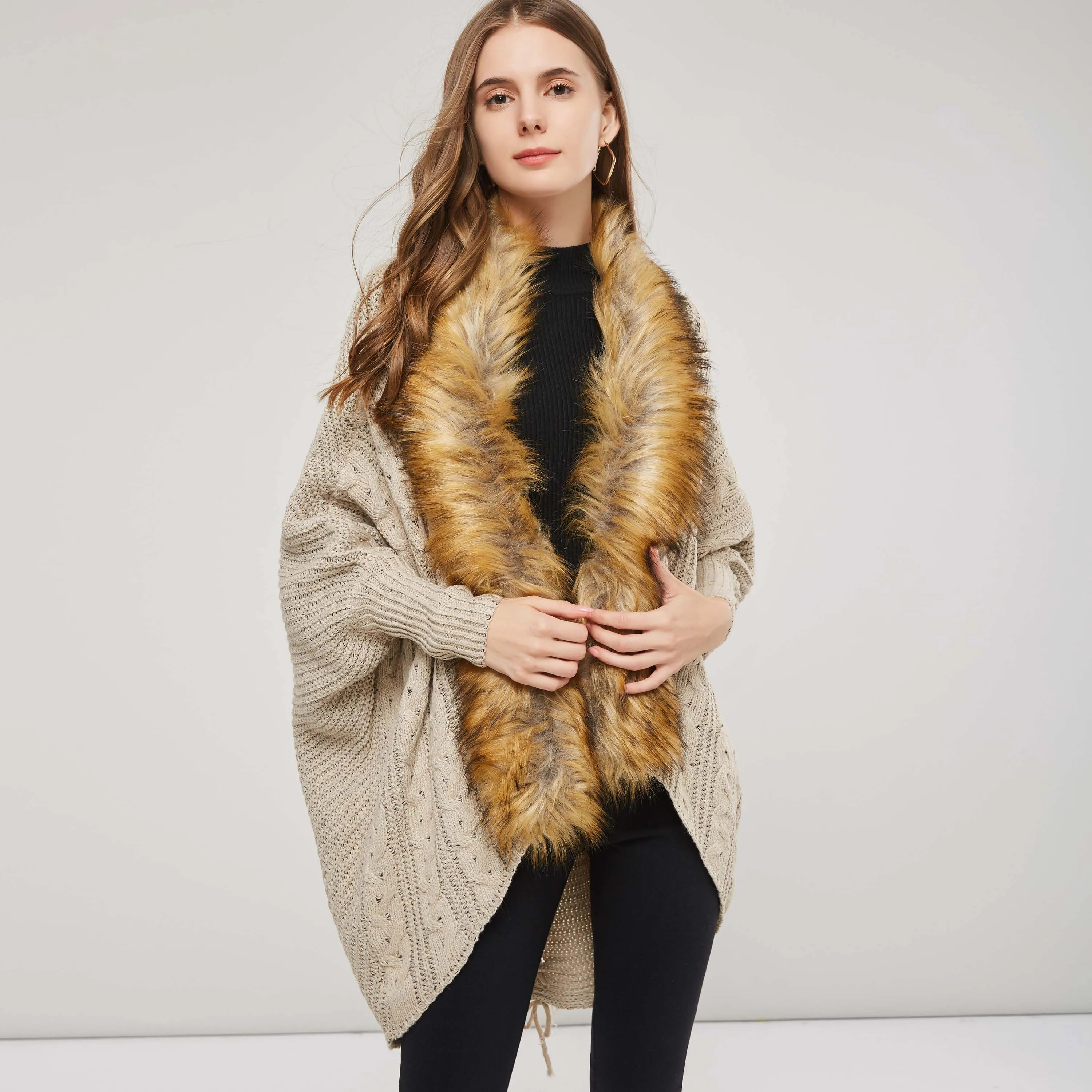 

2020 Women Knitted Sweater Cape Coat Winter Cardigan Fake Fur Collar Warm Gothic Knitwear Tops Vogue Batwing Sleeve Outerwear