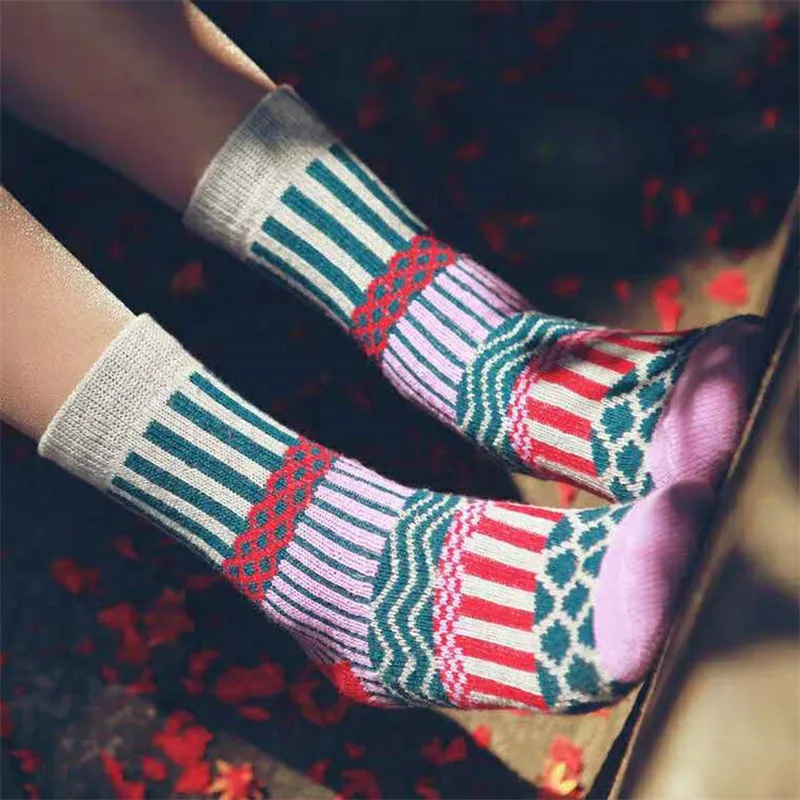 Winter Socks Women Warm Socks Thicken Rabbit Wool Snow Socks Steampunk Bohemian National Harajuku Floor Sleeping Socks for Women