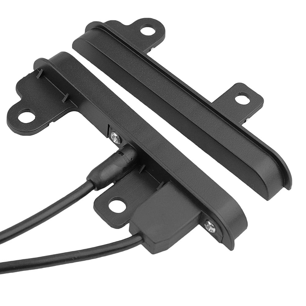 AUX + USB Ʈ  ġ  Ʈ ٸ  ÷Ʈ ׷ гִ Toyota Scion  Double 2 Din Dash Kit