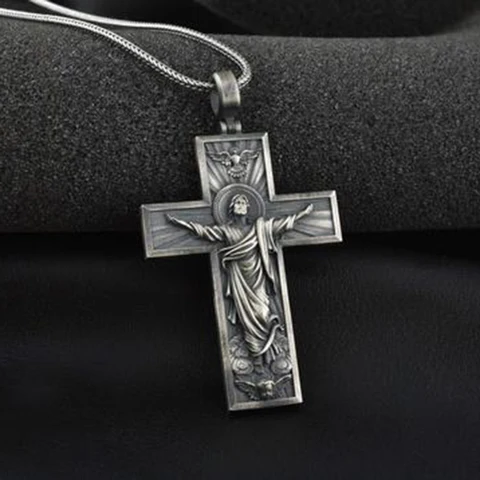 Men's Spartan Warrior Helmet Pendant Necklace Gothic Punk Viking Norse Rune Warrior Necklace Retro Totem Amulet Jewelry