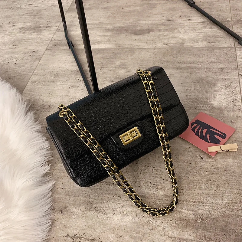 

Autumn and winter new women's bag 2019 fashion trend shoulder bag Joker chain Messenger bag small square bag