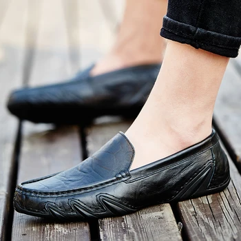 

Men Casual genuine Leather Shoes slip on Brand Men Boat Shoes Fashion Men Shoes Men Loafers Male Leather Shoes big size 47
