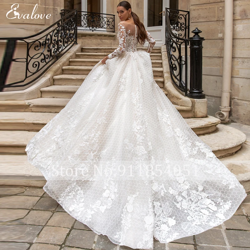 EVALOVE Gorgeous Appliques Lace Court Train A-Line Wedding Dress Luxurious Scoop Neck Beading Long Sleeve Princess Bridal Gown wedding gown