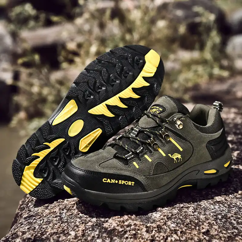rock climbing hiking shoes