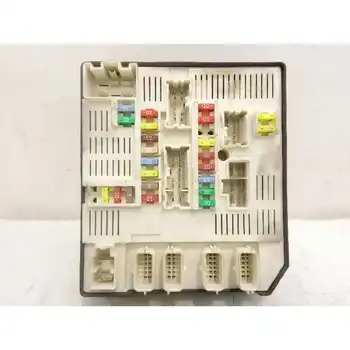 

519331E01 Case Relays/Fuses Renault Megane Iii Saloon 5 P Authentique
