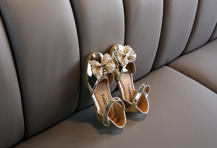 13012704032_2067024571