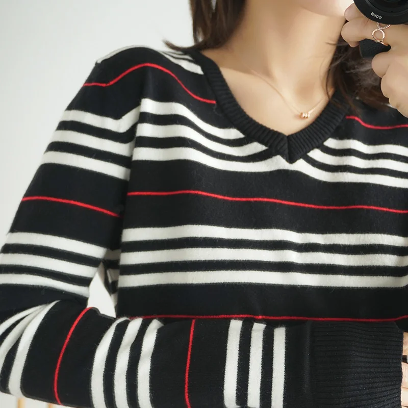 

adohon 2020 woman summer sweaters knitted Pullover jumper High Quality Female knitwear V-neck Plaid cool comfortable Patchwork