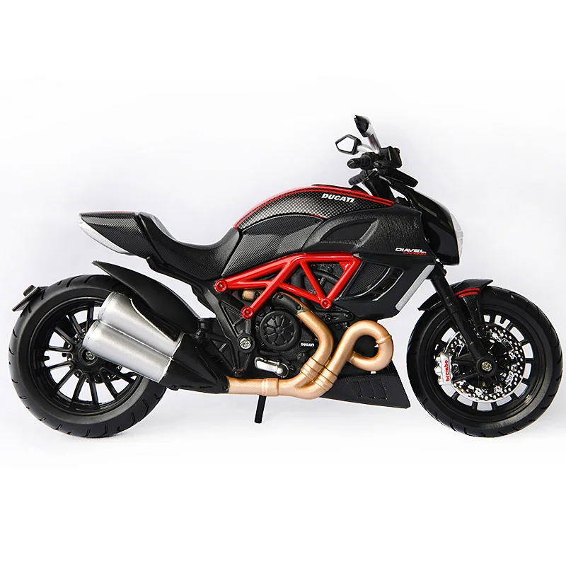 Ducati Diavel Carbon Maisto 1/18 1:18 Масштаб Ducati 1098S мотоциклы литье под давлением дисплей модели подарок на день рождения игрушки для мальчиков - Цвет: Ducati Diavel Carbon