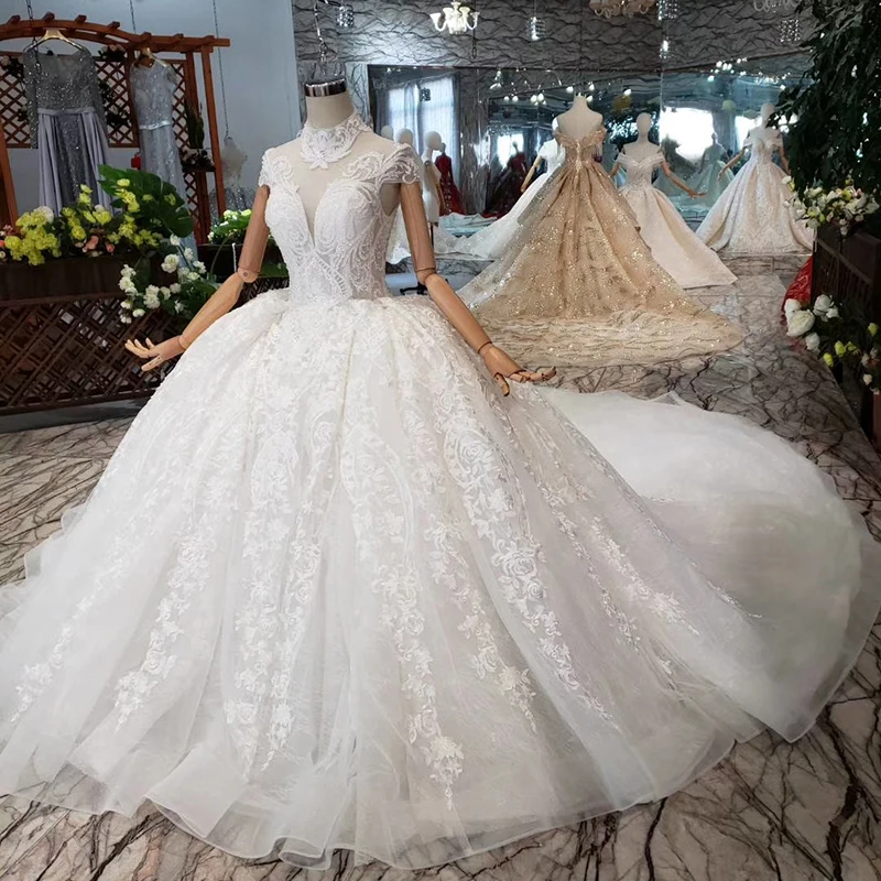 Looking for a reputable but somewhat cheap prom dress site online? :  r/findfashion