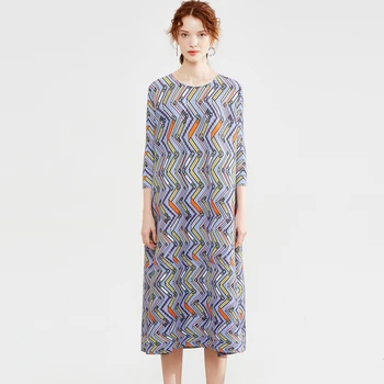 

The latest Miyake fold 2019 Printed seven-part sleeves dress circular arc loose tail large code women dress pleated Dress TP5140