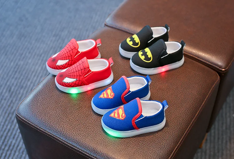 JawayKids/обувь с подсветкой для маленьких детей; Детские парусиновые кроссовки; детская обувь с Микки Маусом; светильник для малышей; мягкая обувь без шнуровки для мальчиков и девочек