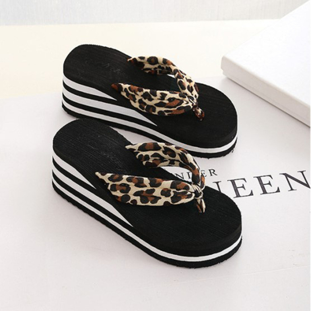 Sandals Women High Heel Zapatillas Summer Shoes Summer Fashion Wedges Slippers Black Pantufa Home Bathing Flip Flops