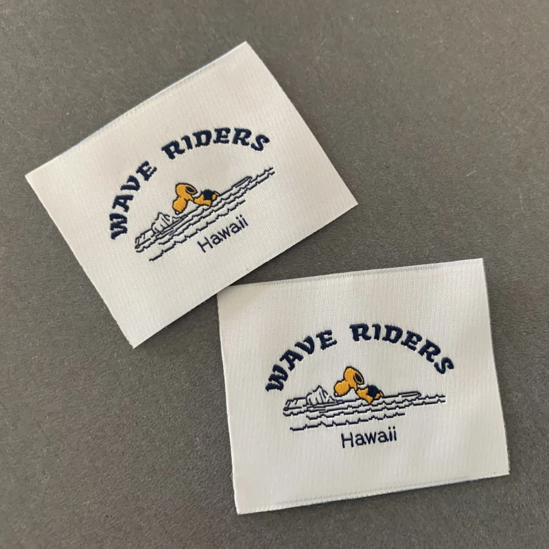 

Custom -Made 4*5cm Damask Woven Labels