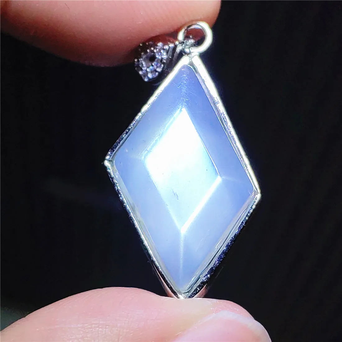 tiffany bracelet Natural Blue Light Moonstone Pendant Women Men Beads Water Drop Rectangle Crystal Moonstone Bead Necklace Healing AAAAA engagement rings