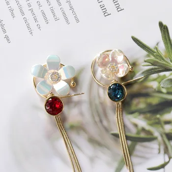 

New Style 925 Silver Simple Flowers Zircon Tassels Women Earrings Versatile Fresh Micro Versatile Ear Stud