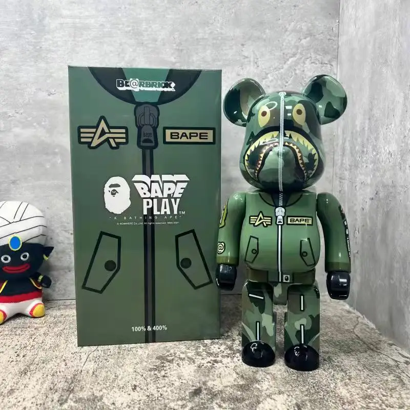 Bearbrick медведь Kongshanji шарнирный Акула жестокий Гальванизированный Bape Pilot звук 400% |