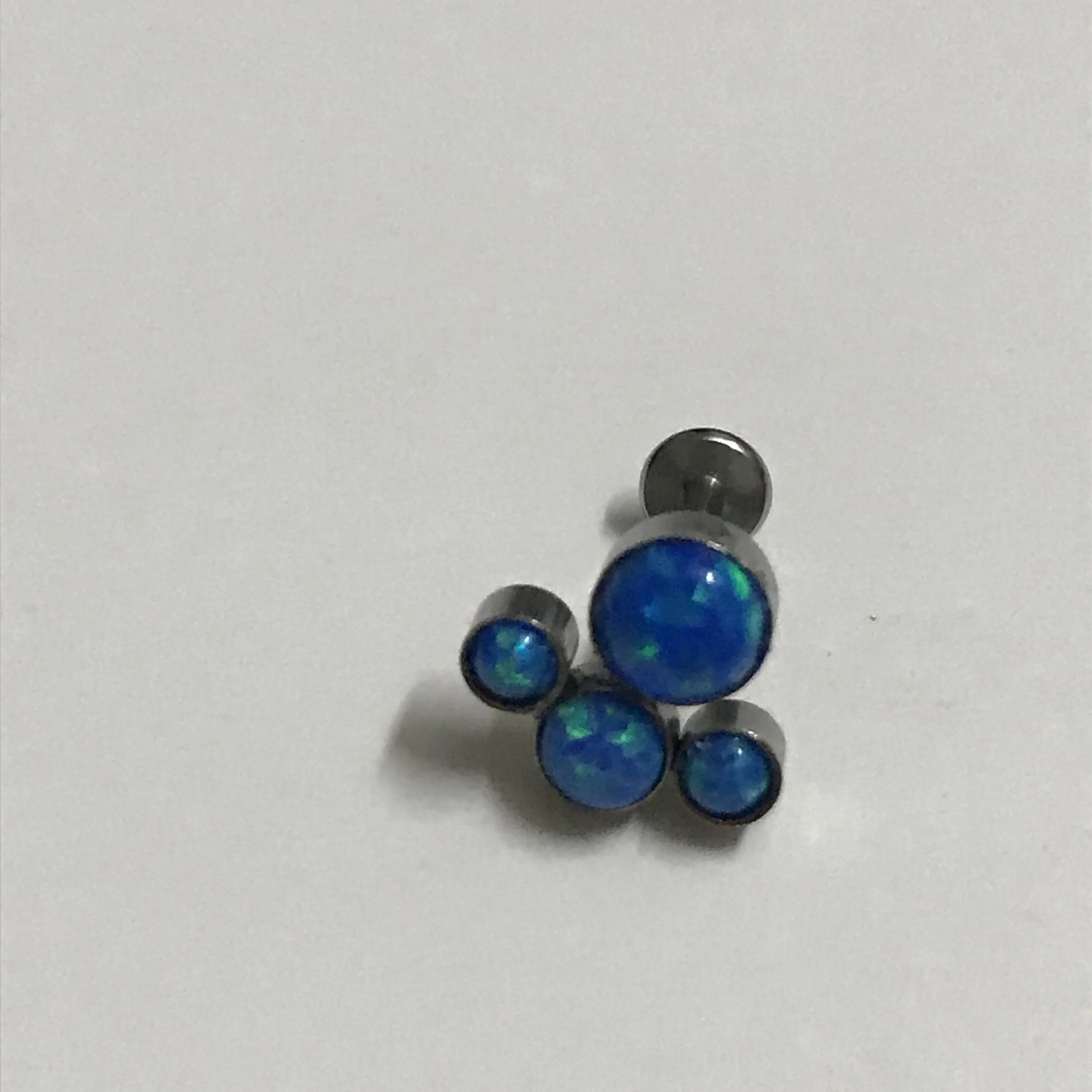 labret 1.2X6mm blue Горячая Распродажа новейший 16 Калибр(1,2 мм) из нержавеющей стали кластер опал трагус спиральный для хряща Конч daith labret Кольцо пирсинг серьги - Metal color: labret 1.2X6mm blue