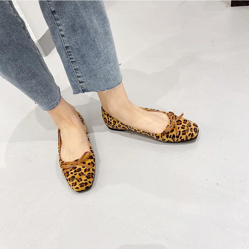 2022 New Bow Round Head Color Matching Ballet Flat Shoes Women's Soft  Bottom Leopard Print Casual Women's Shoes Large Size 43